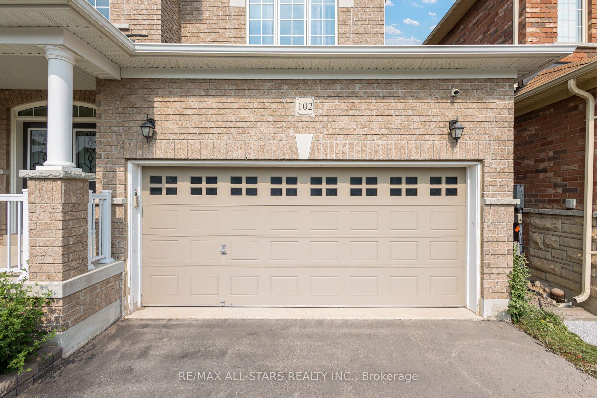 102 Creekland Avenue