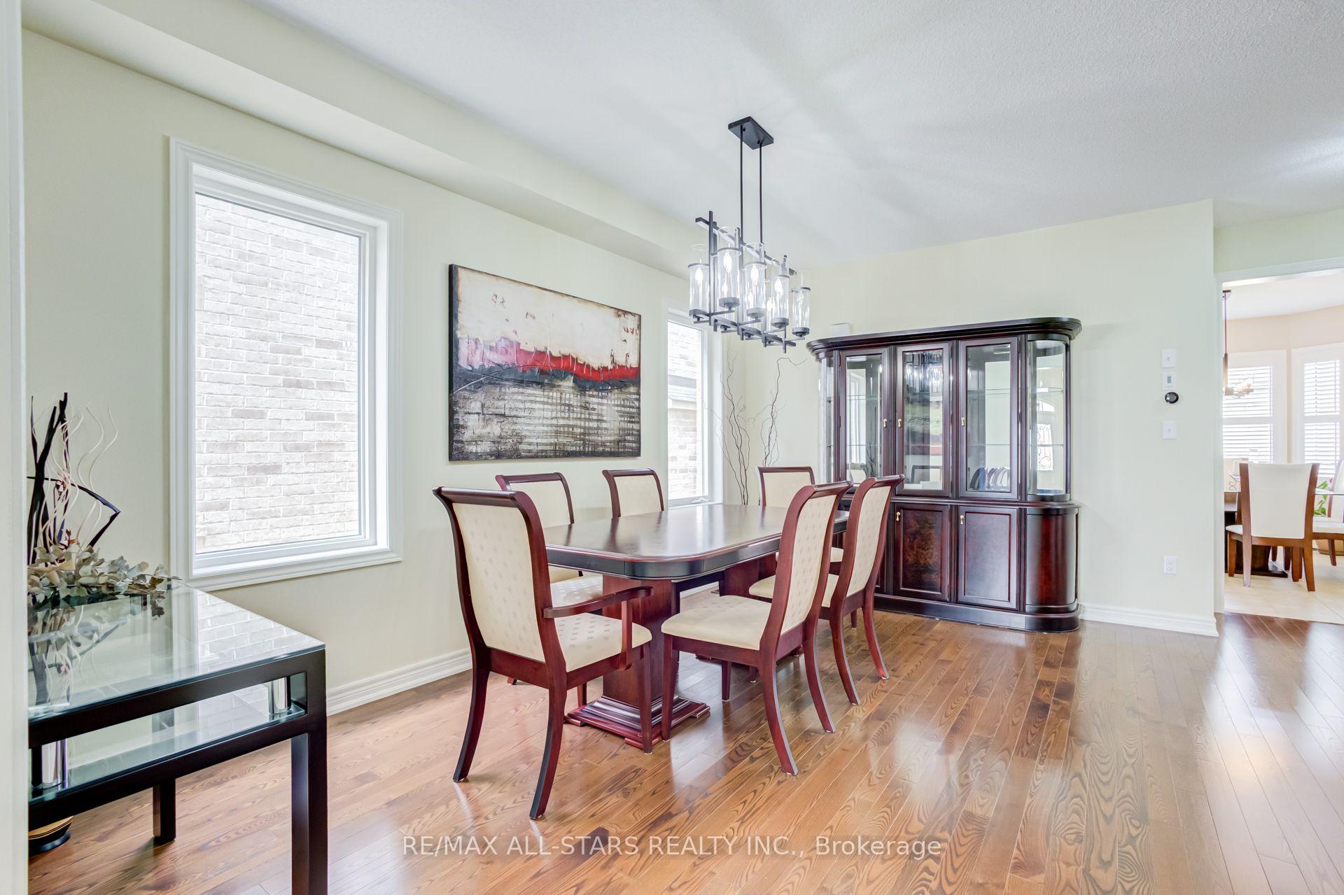 102 Creekland Avenue
