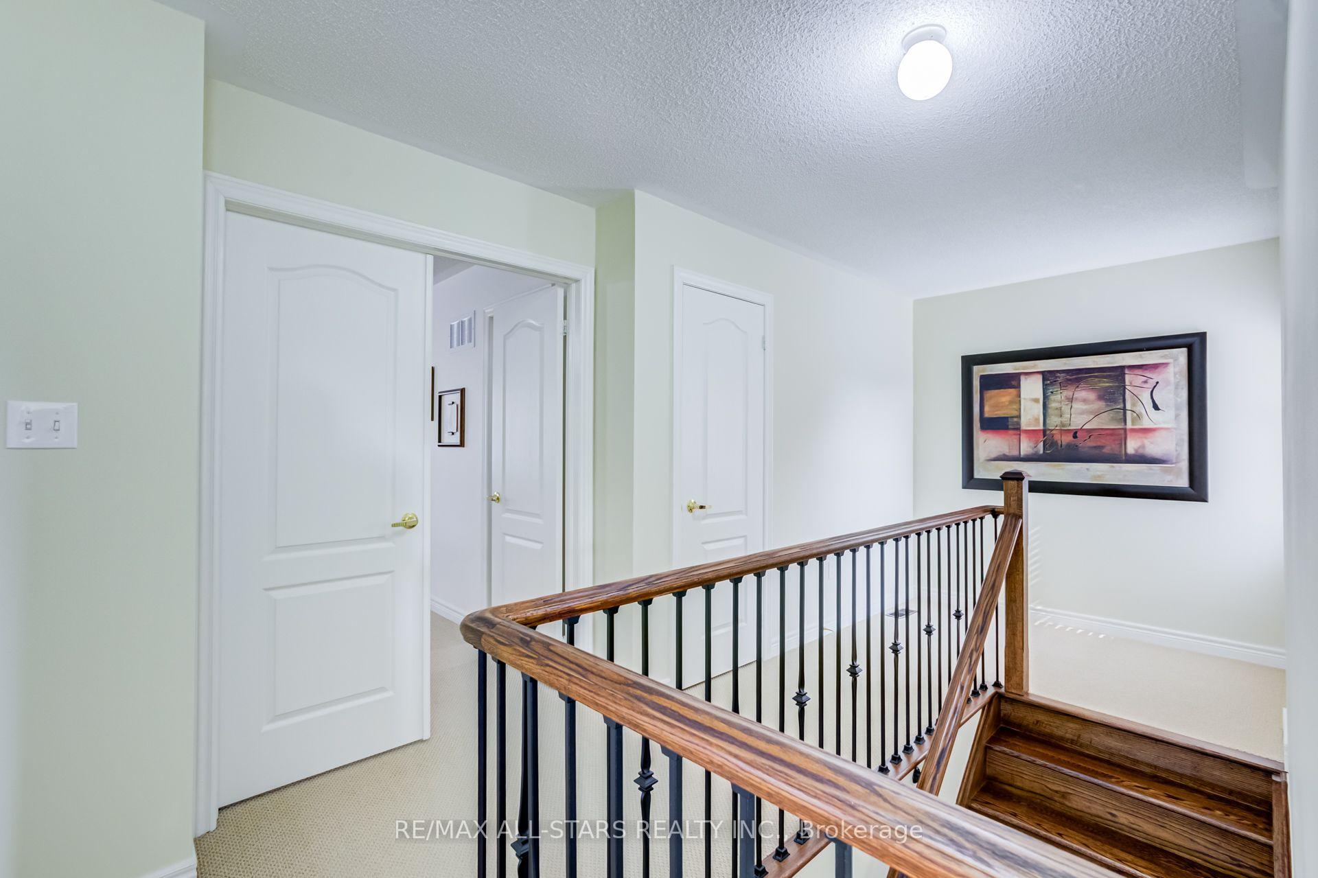 102 Creekland Avenue