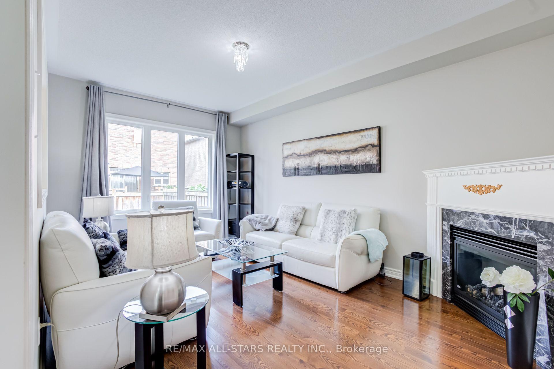 102 Creekland Avenue
