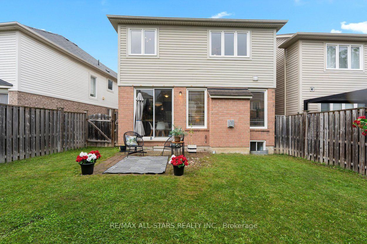 53 Fred Silvester Road