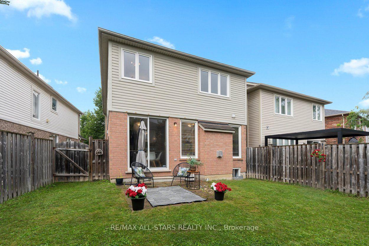 53 Fred Silvester Road
