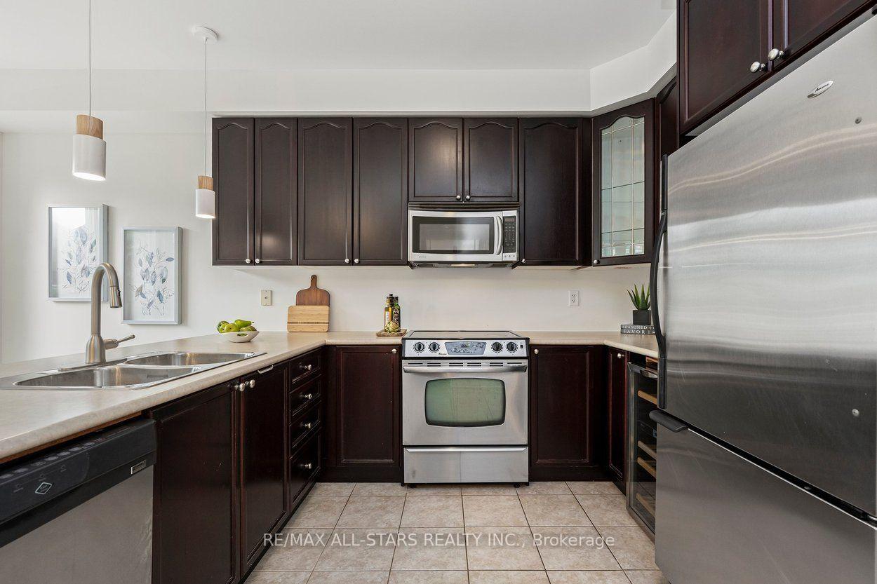 53 Fred Silvester Road
