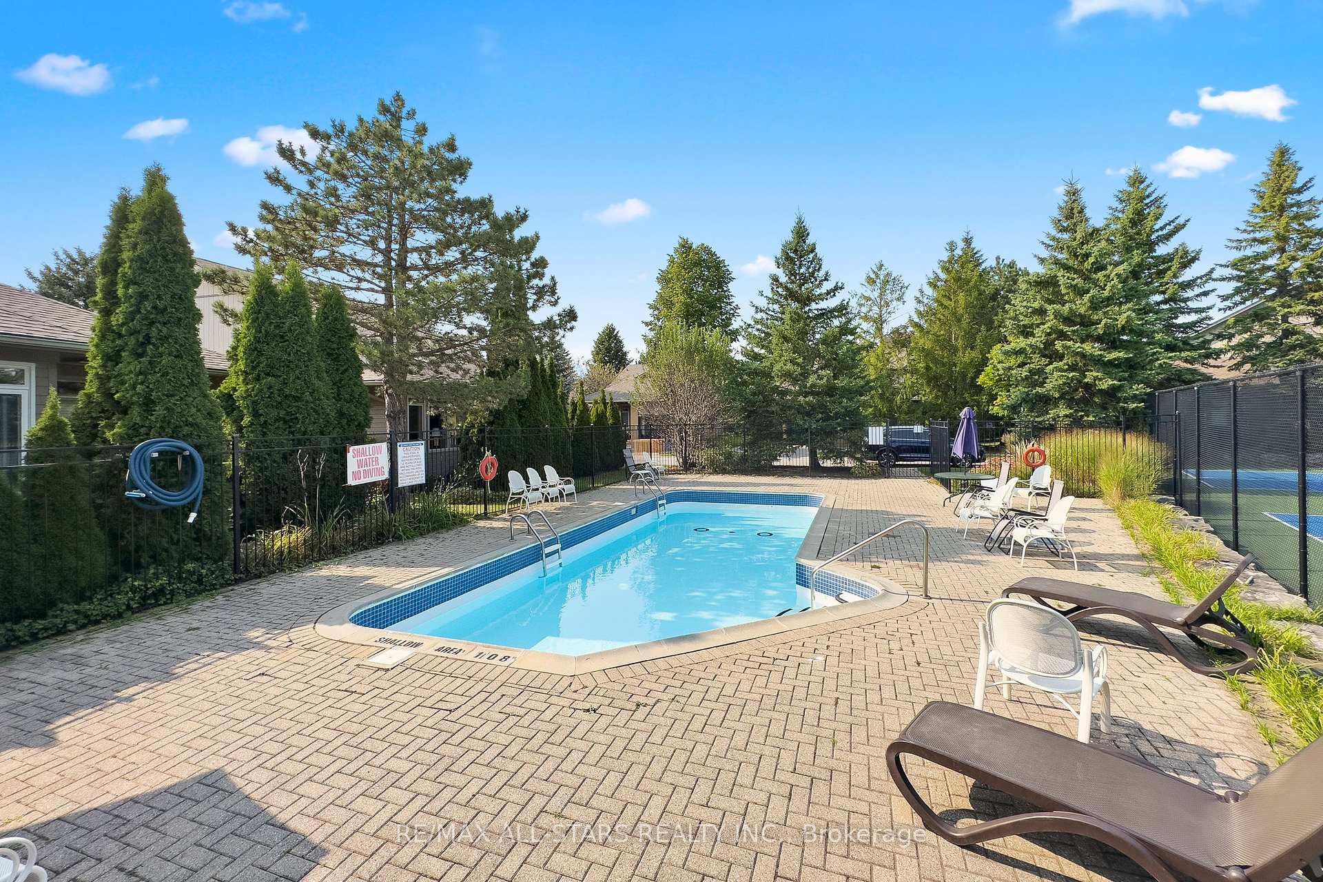 16 Kingfisher Cove Way