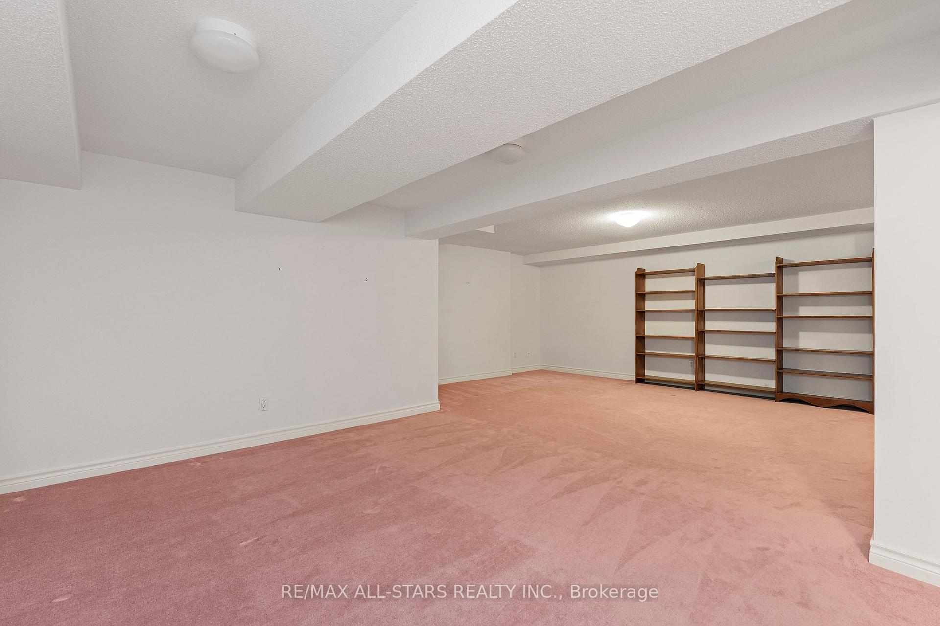 16 Kingfisher Cove Way