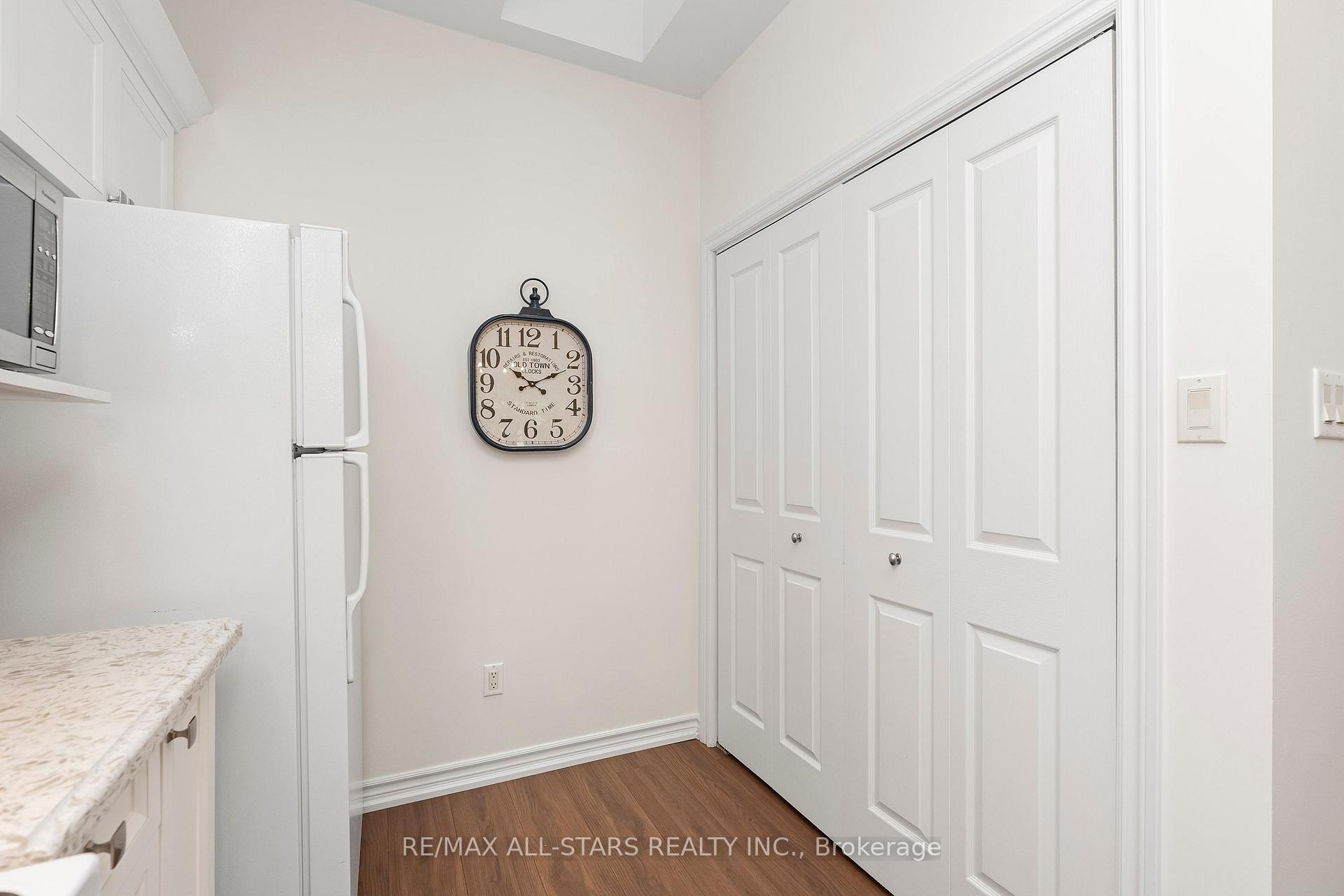 16 Kingfisher Cove Way