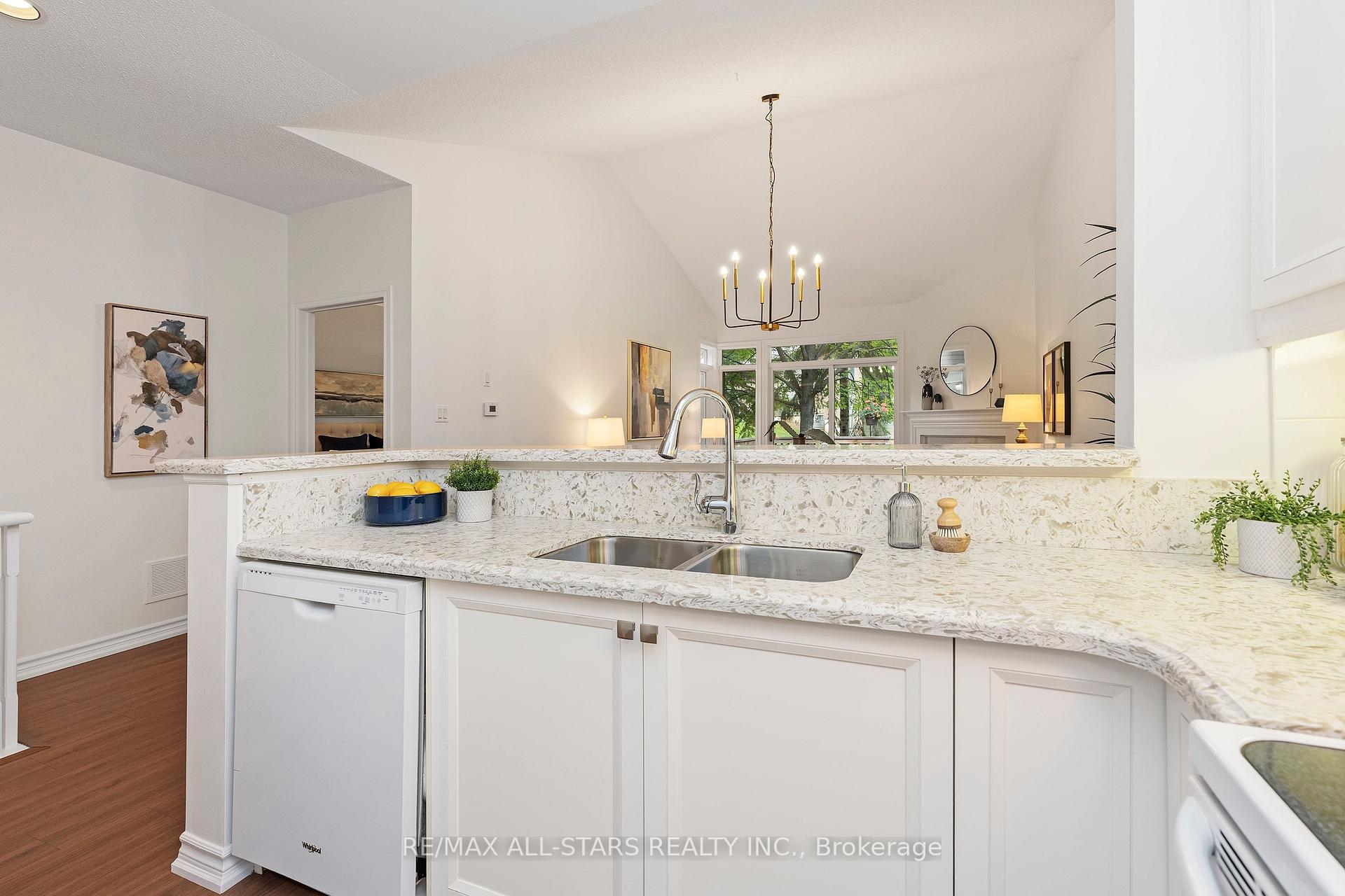16 Kingfisher Cove Way