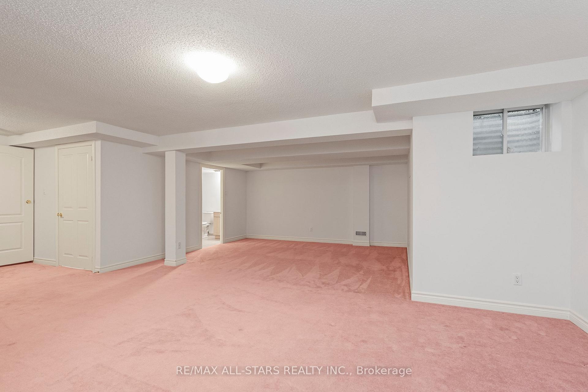16 Kingfisher Cove Way