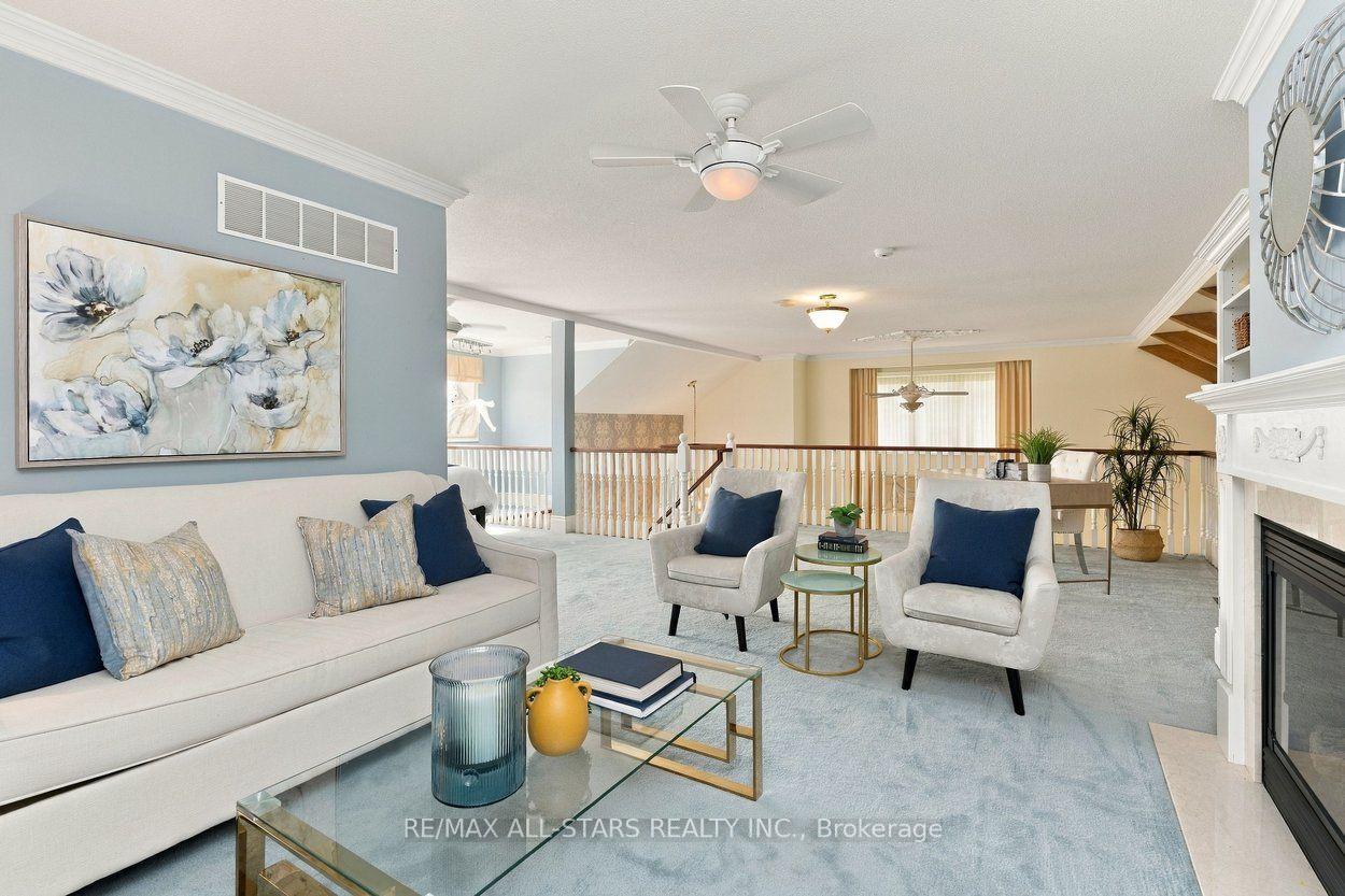 111 Lakeside Vista Way