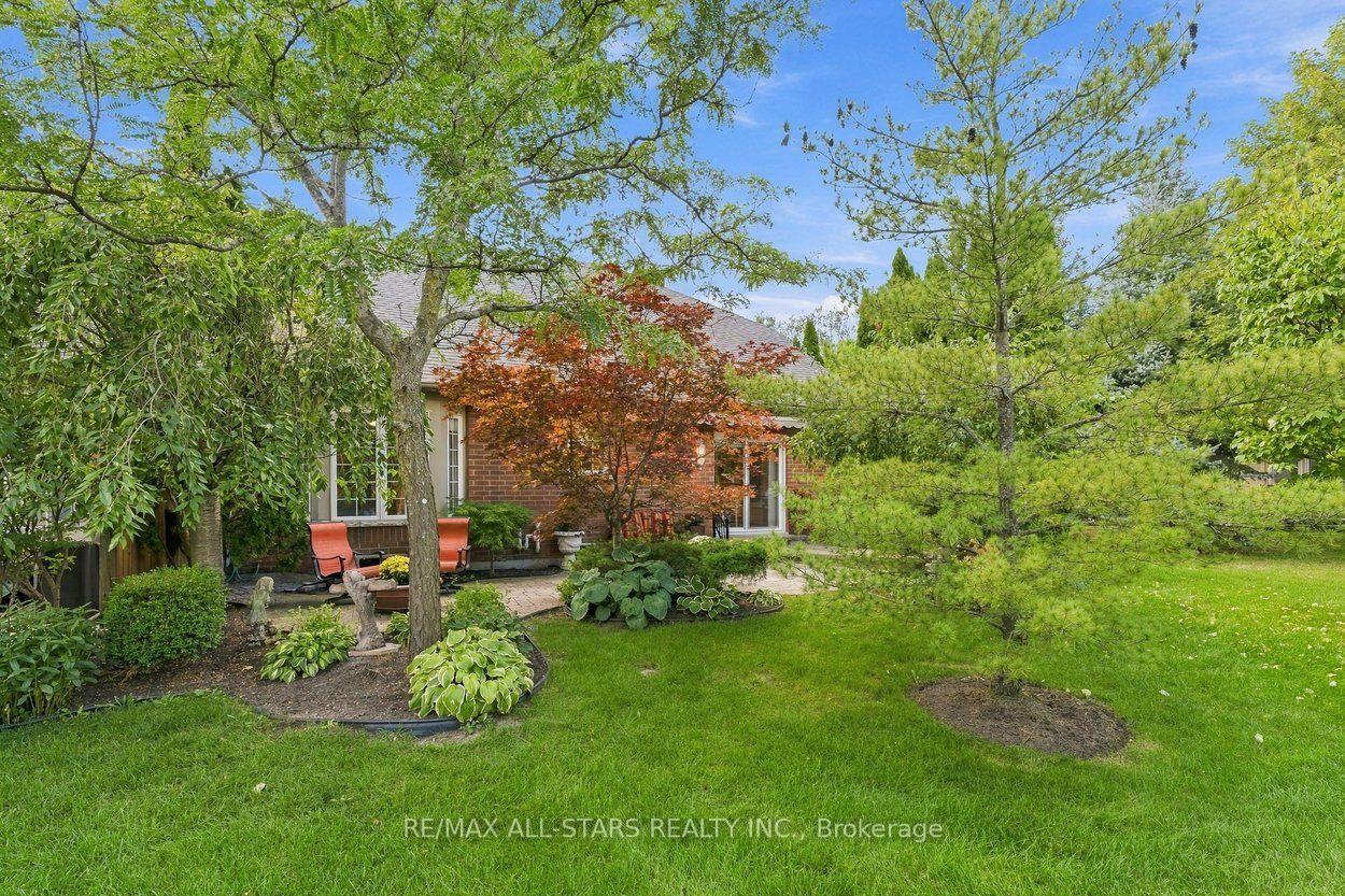 111 Lakeside Vista Way