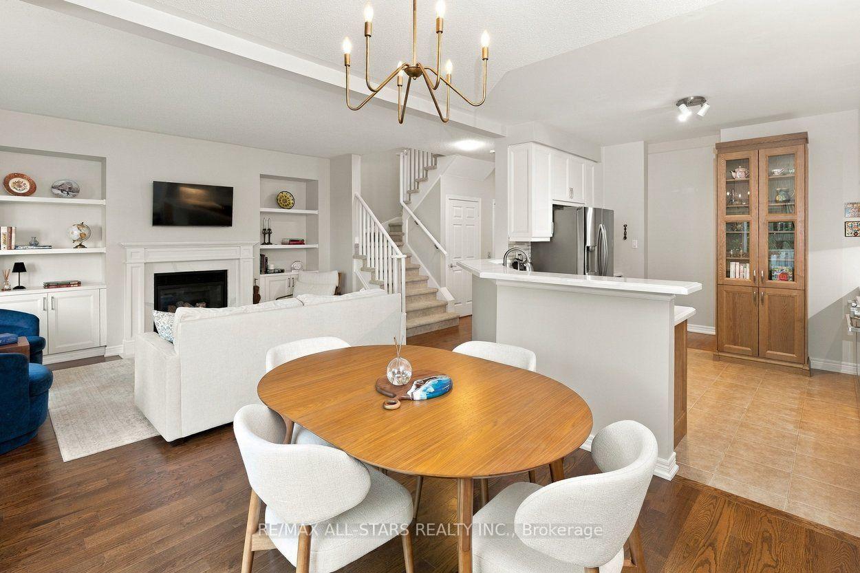 39 Louisbourg Way