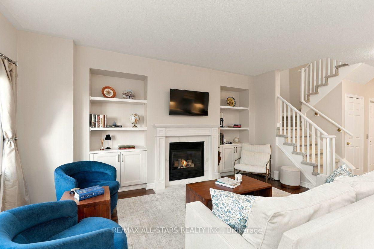 39 Louisbourg Way