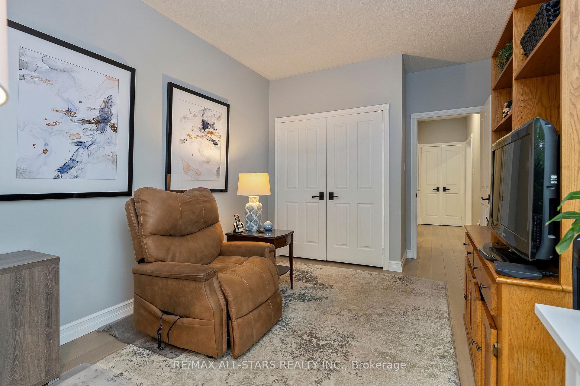 24 Sandpiper Key Way