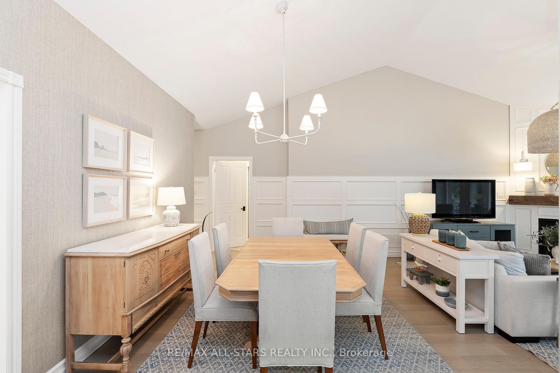 24 Sandpiper Key Way
