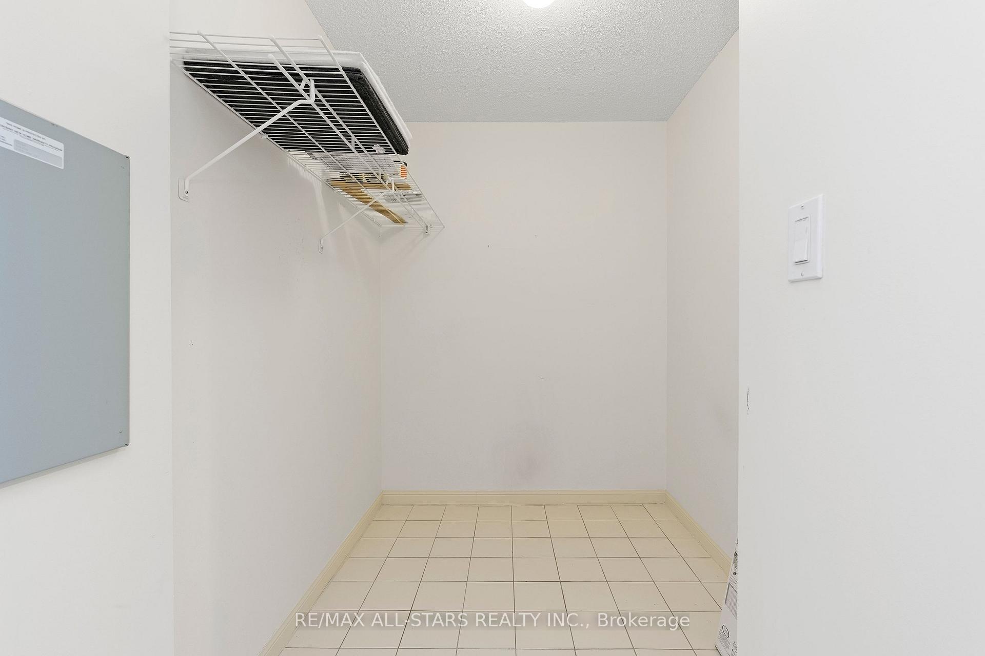 610 Bullock Drive 1102
