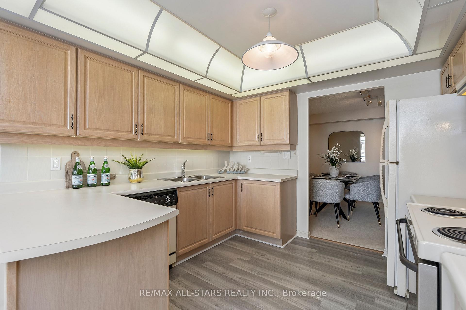 610 Bullock Drive 1102