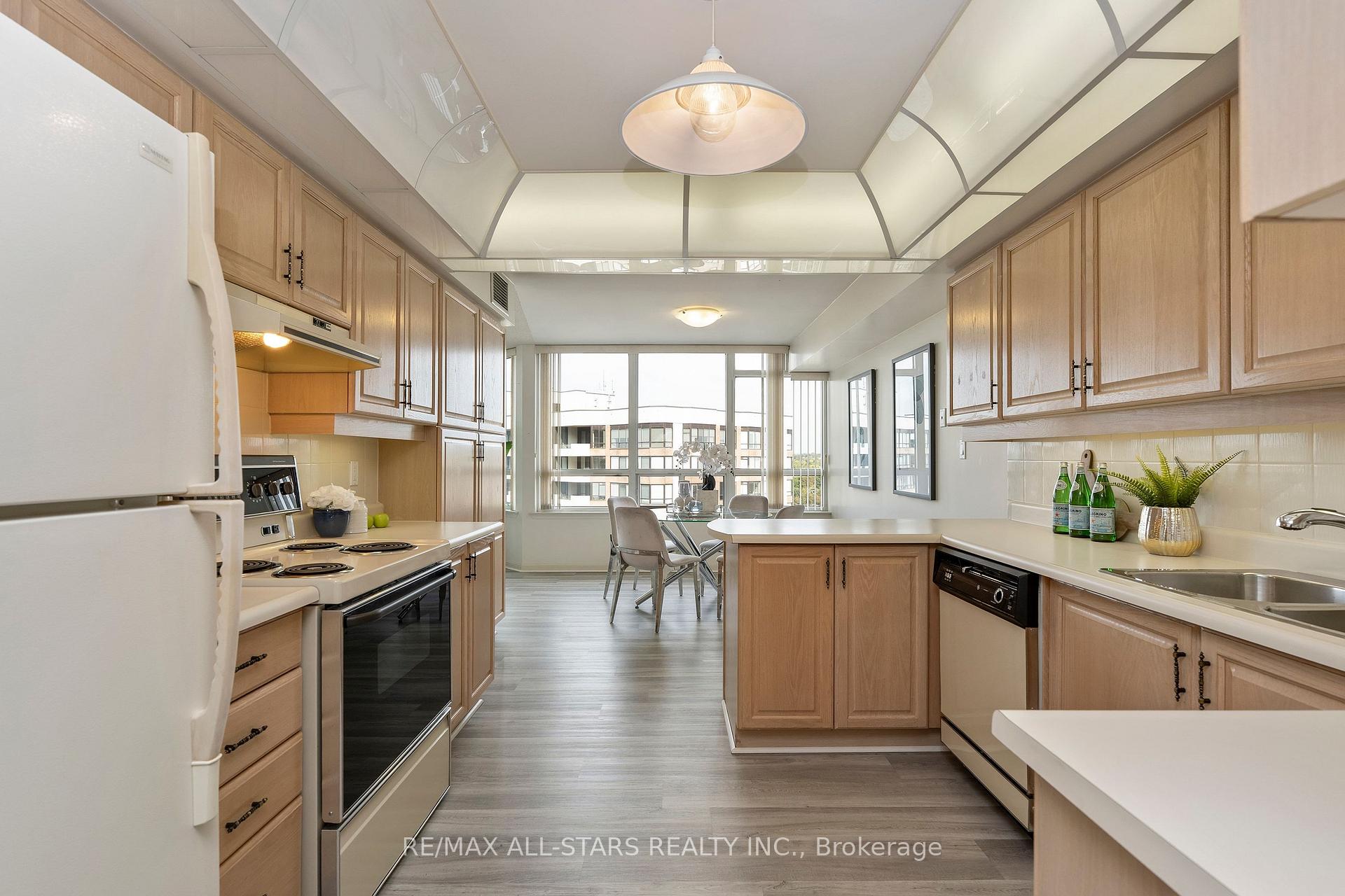 610 Bullock Drive 1102