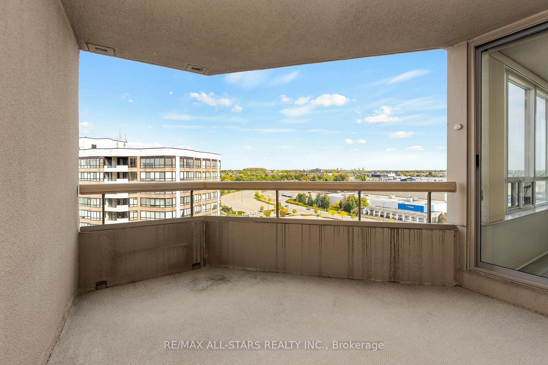 610 Bullock Drive 1102