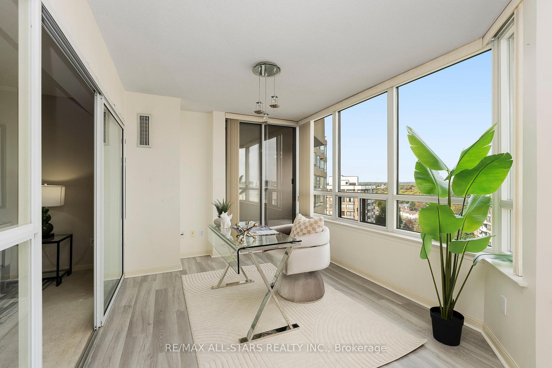 610 Bullock Drive 1102