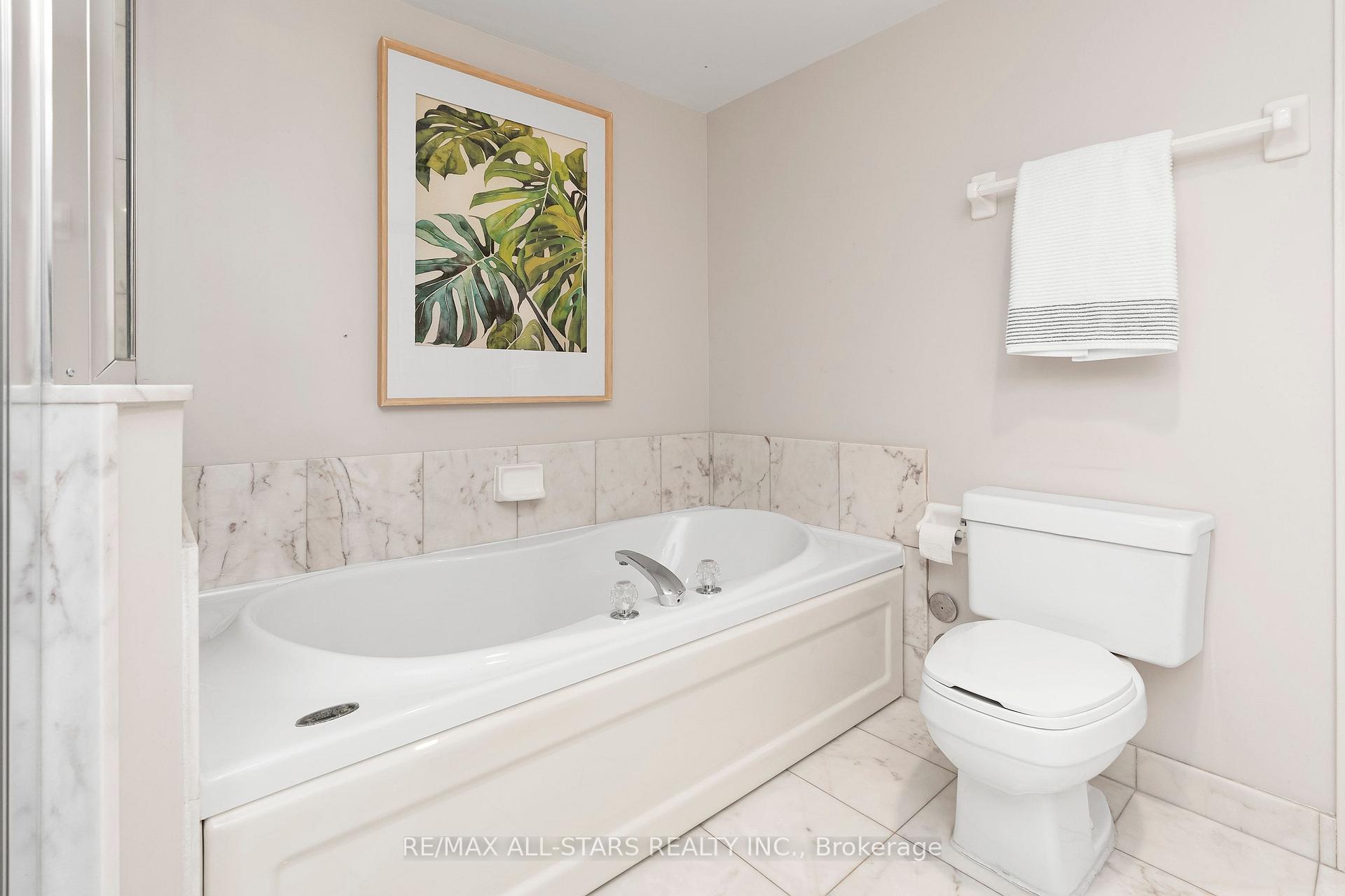 610 Bullock Drive 1102