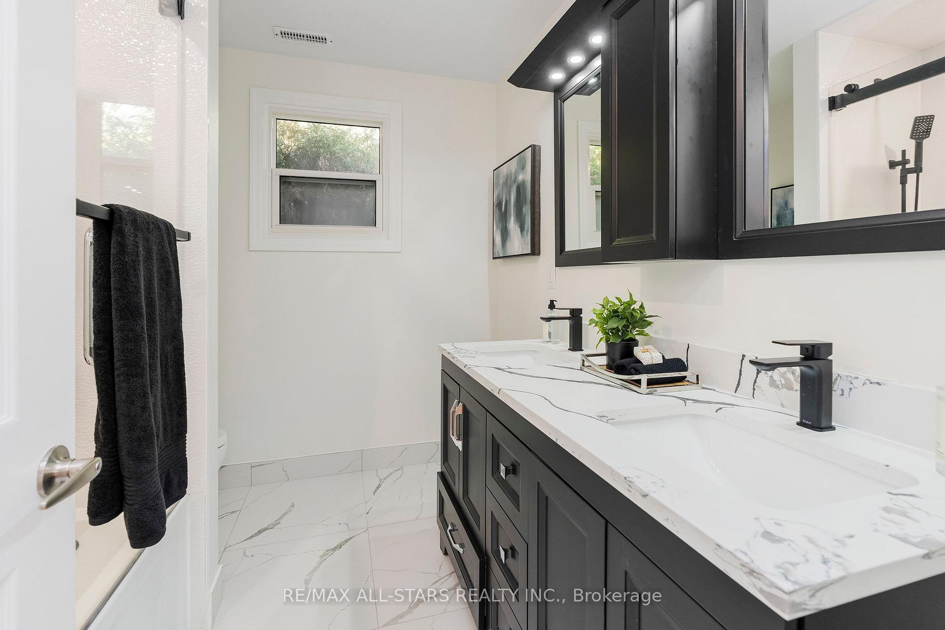 25 Captain Rolph Boulevard