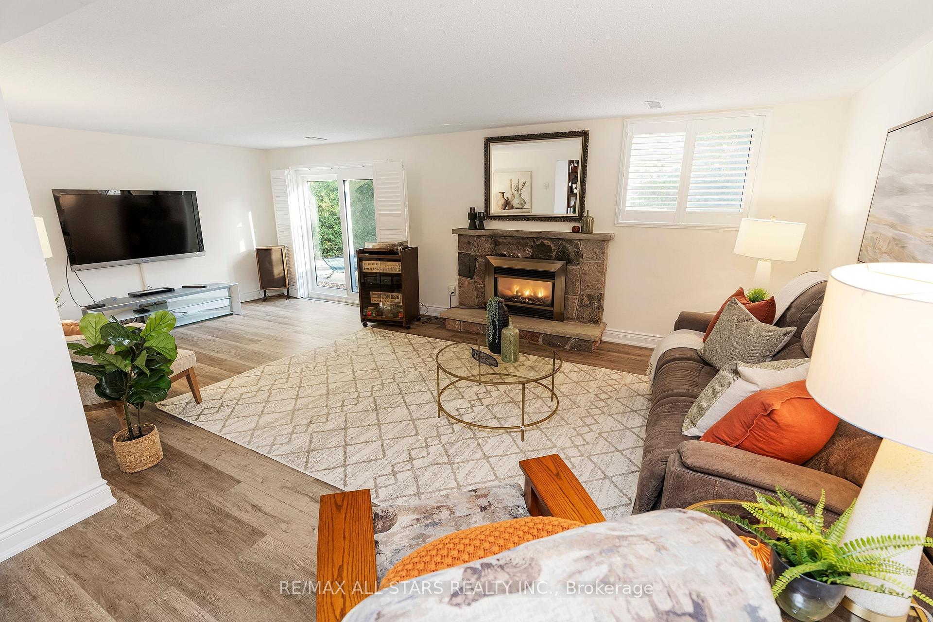 25 Captain Rolph Boulevard