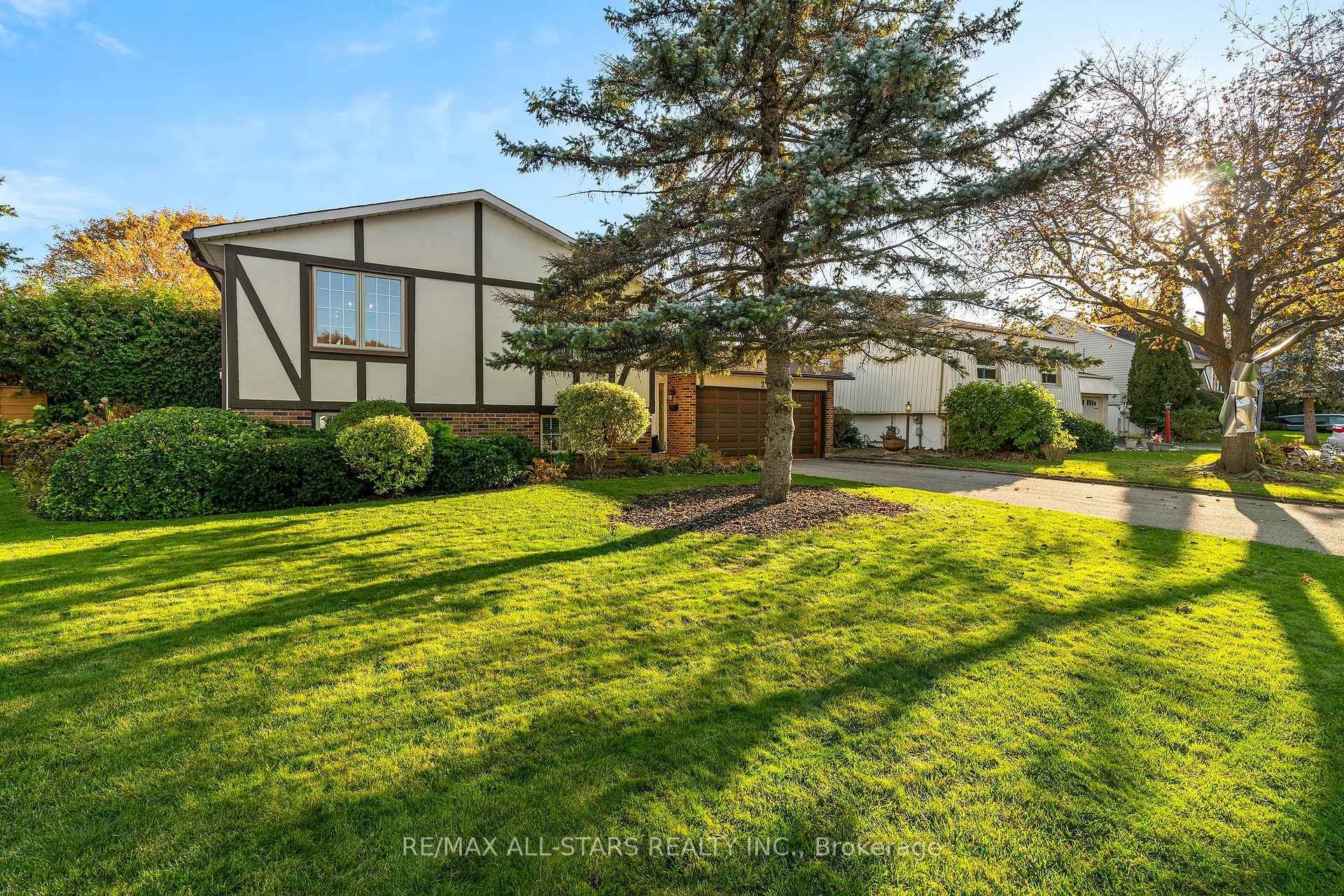 25 Captain Rolph Boulevard