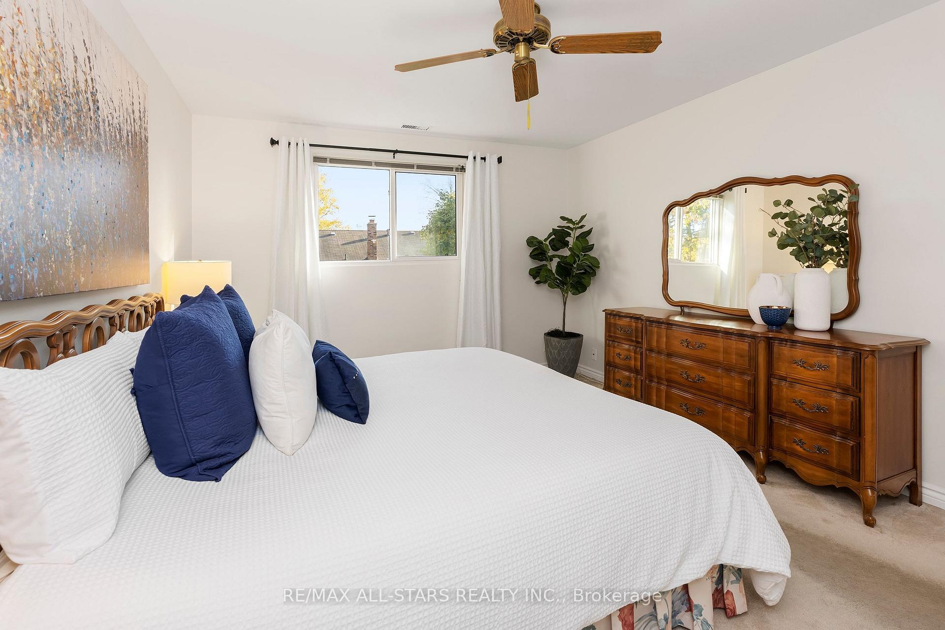 25 Captain Rolph Boulevard