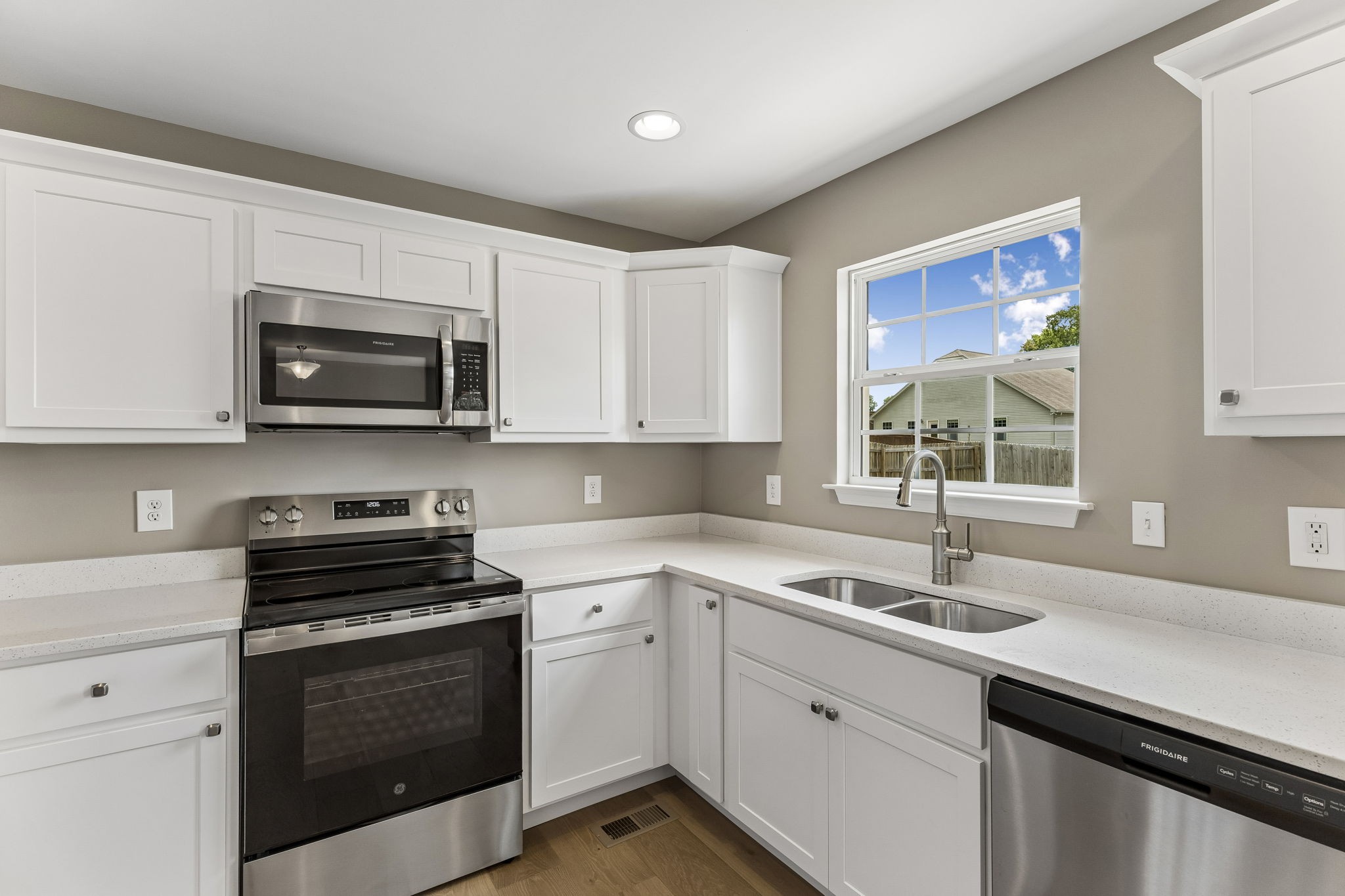 308 Marymont Ln
