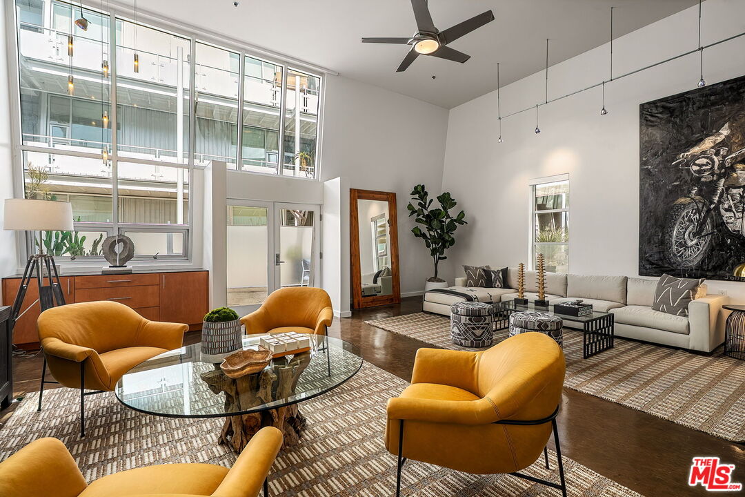 615 Hampton Dr Unit: C102