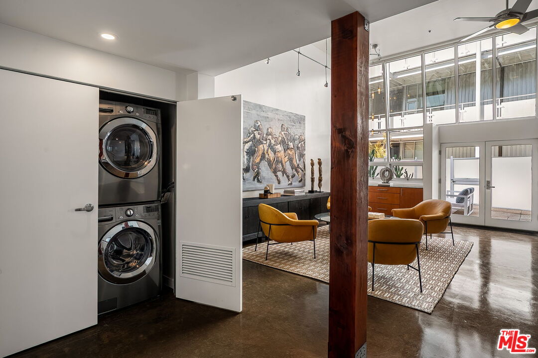 615 Hampton Dr Unit: C102