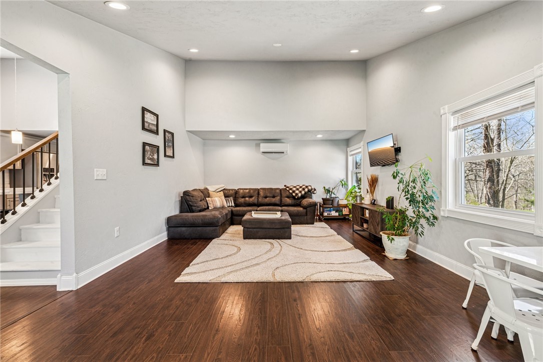1593 Jacob Miller Rd