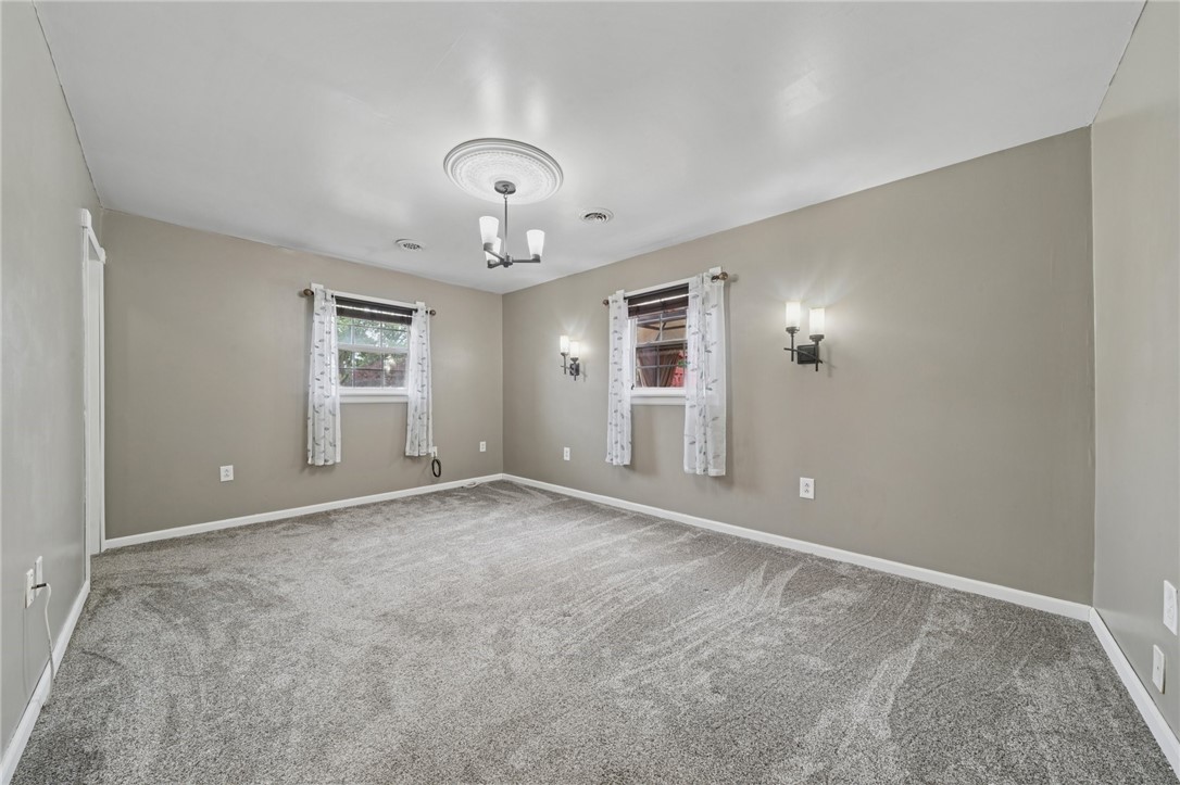213 Mcdonald Dr