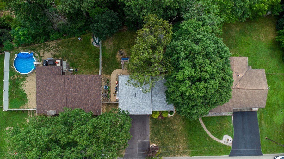 1131 Brookside Dr