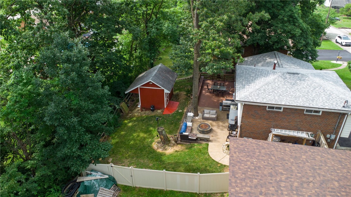 1131 Brookside Dr