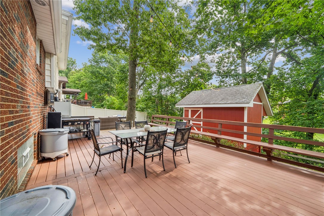 1131 Brookside Dr
