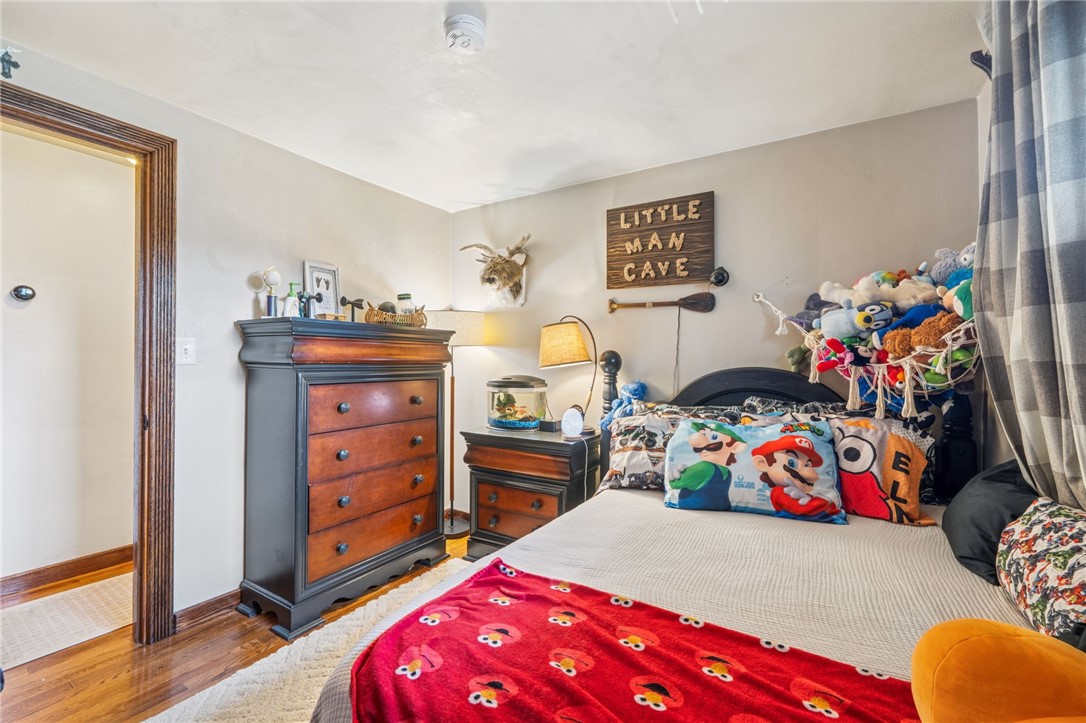 1131 Brookside Dr