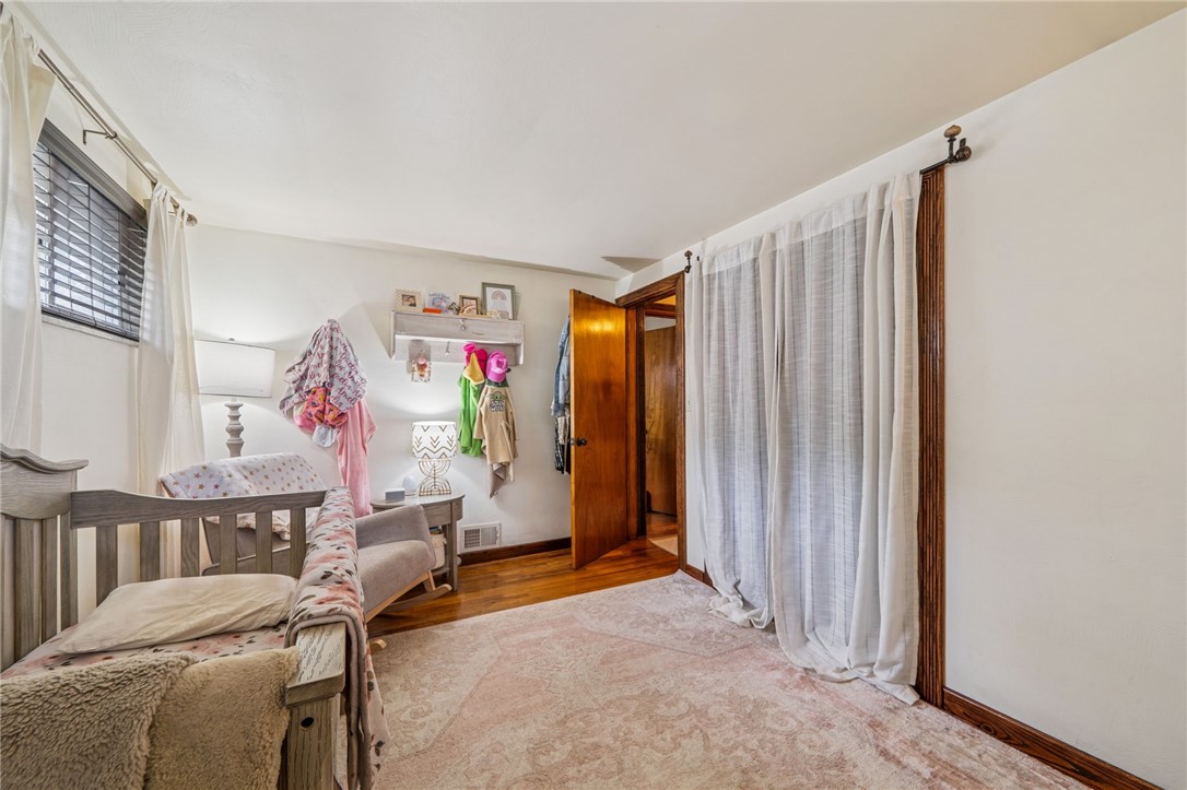 1131 Brookside Dr