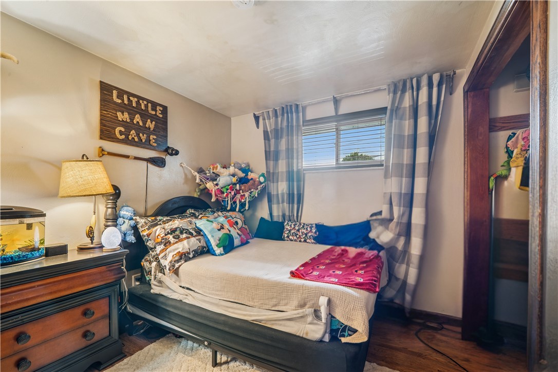 1131 Brookside Dr