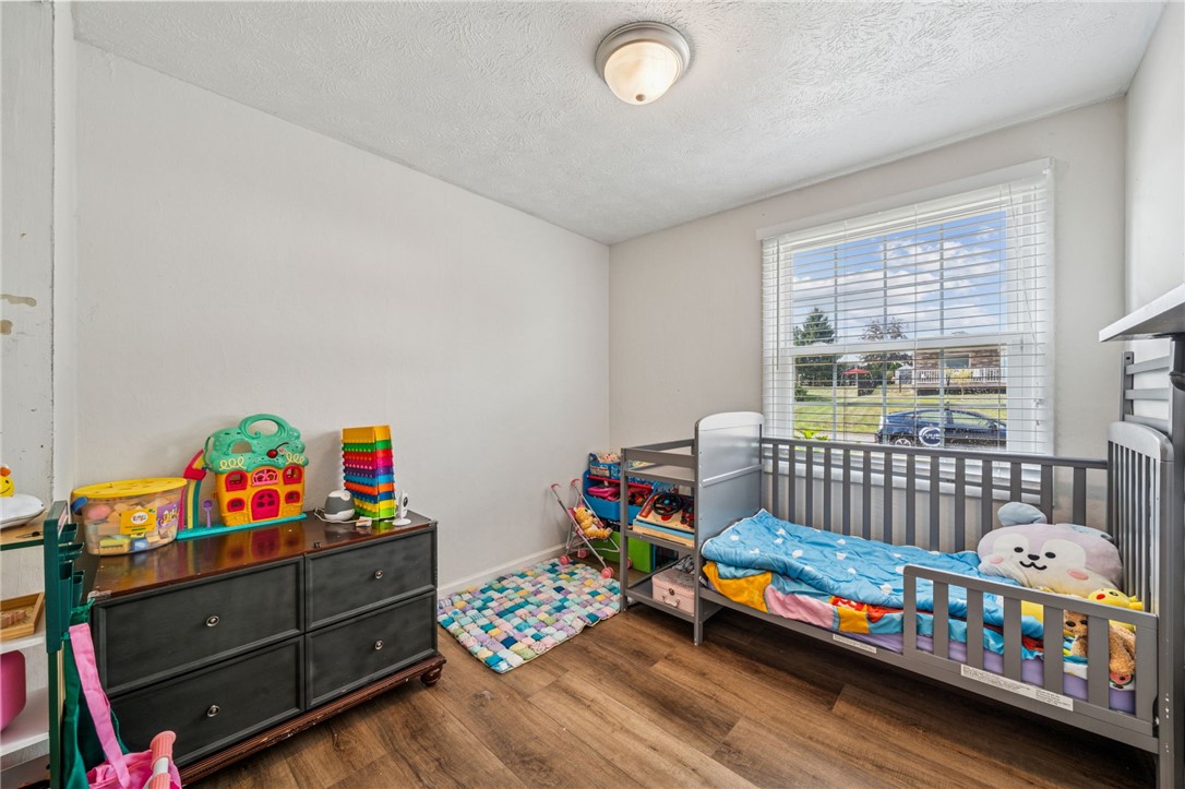 125 Mohawk Dr