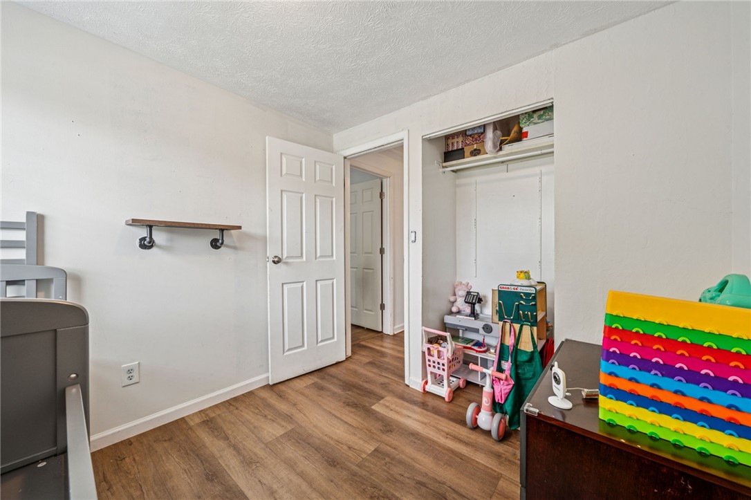 125 Mohawk Dr