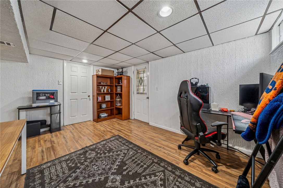 125 Mohawk Dr