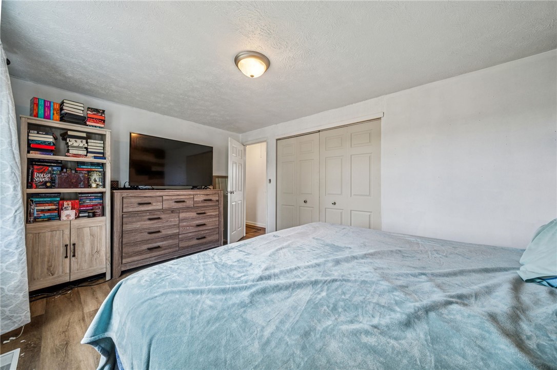 125 Mohawk Dr