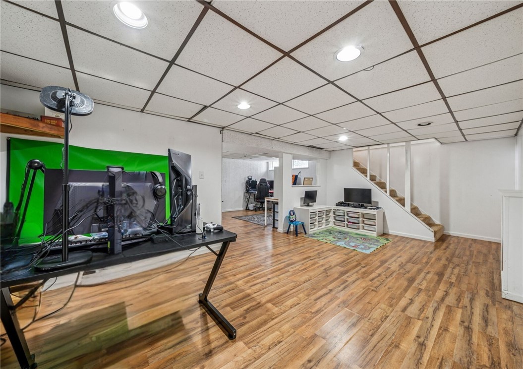 125 Mohawk Dr