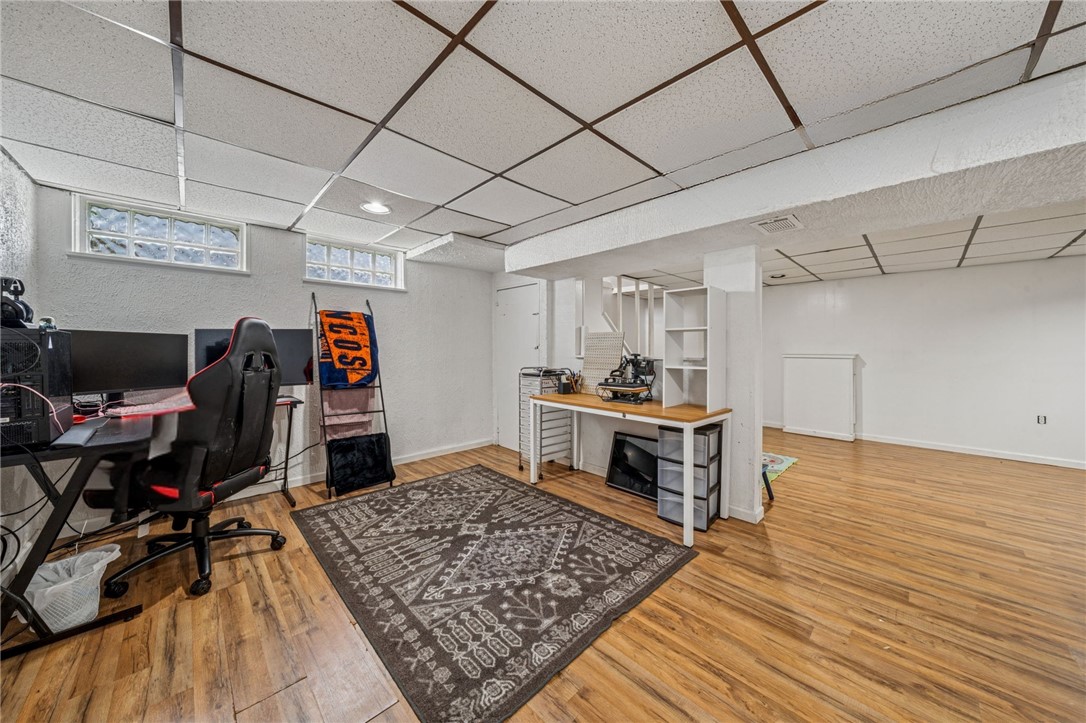125 Mohawk Dr
