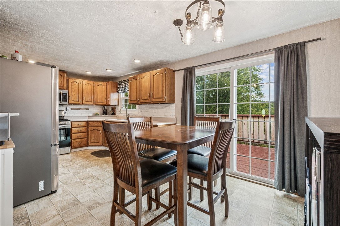 125 Mohawk Dr