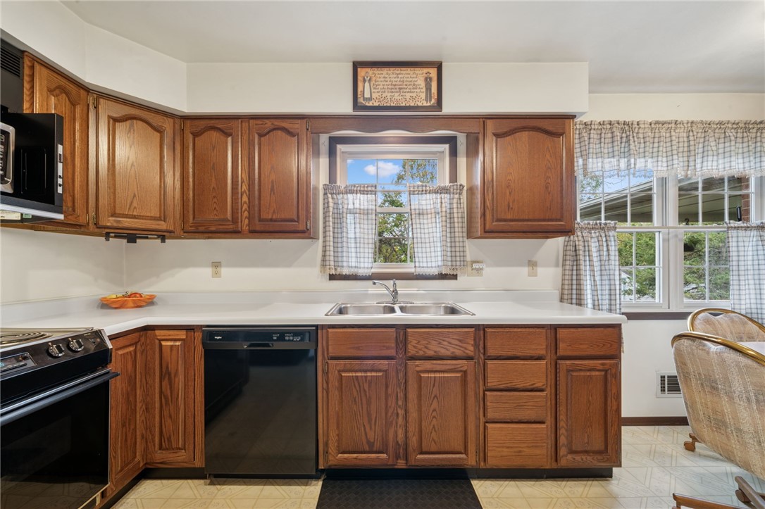 117 Darrow Rd