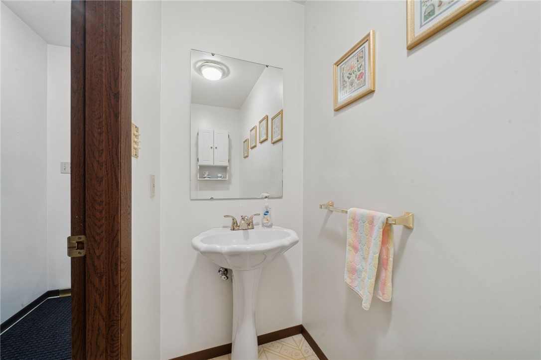 117 Darrow Rd