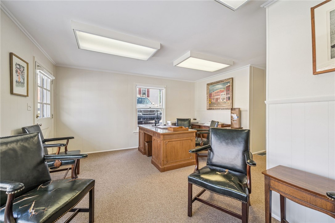 108 S Saint Clair St B