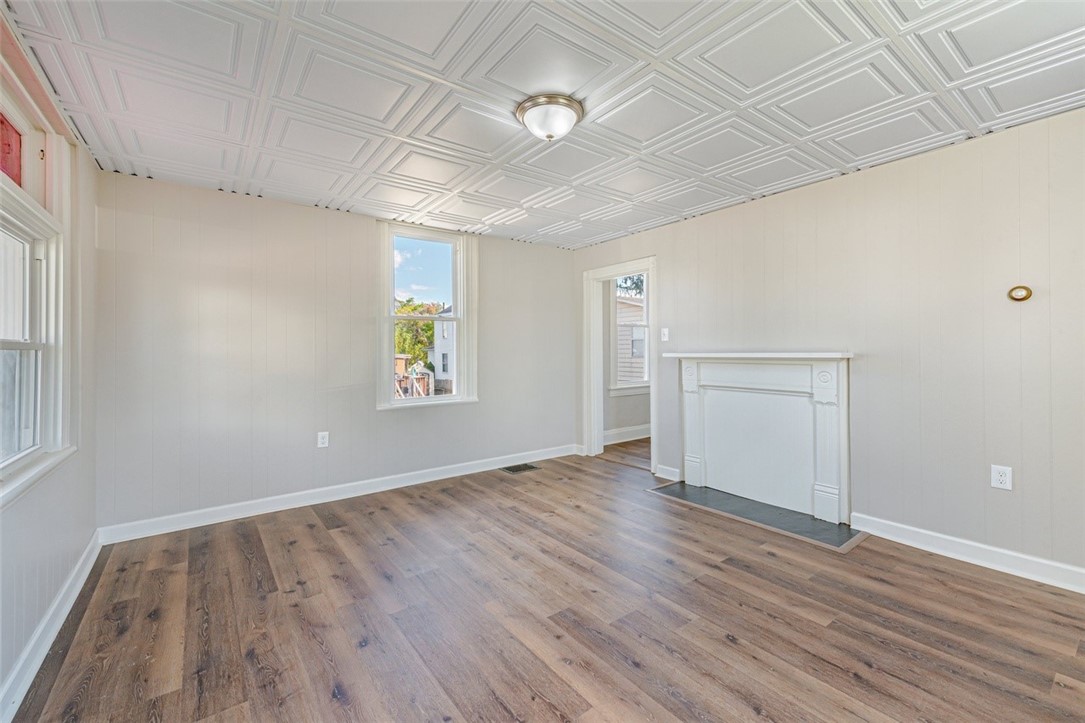 212 Penn St